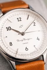 2025 Student Edition, C.L. Seifert / About Vintage