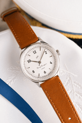 2025 Student Edition, C.L. Seifert / About Vintage