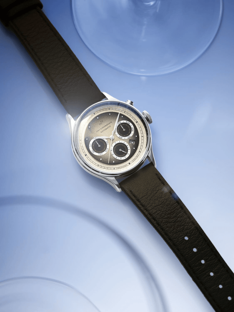 1564 Chronodate Automatic, Steel / Espresso Martini (signup)