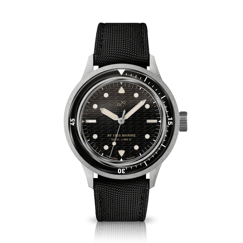 1956 Marine, Steel / Black
