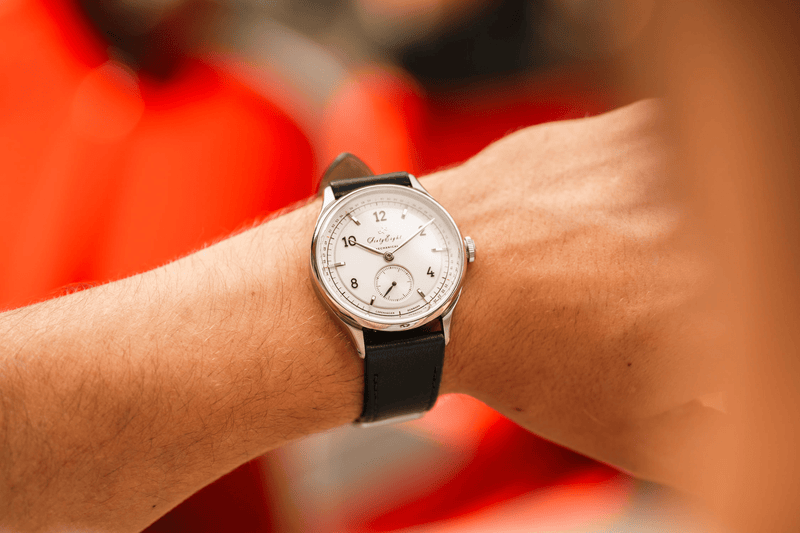1968 Mechanical (Hand-Wound), Steel / White